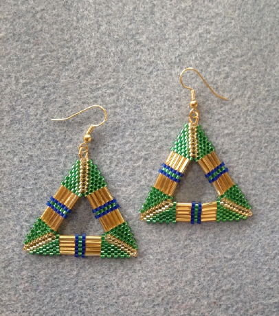 Triangle Peyote 0130 bugle Green Blue Gold.jpg